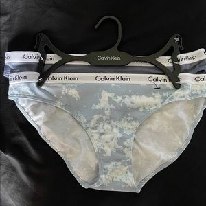 CALVIN KLEIN Women's 2 pack BIKINI - NWOT